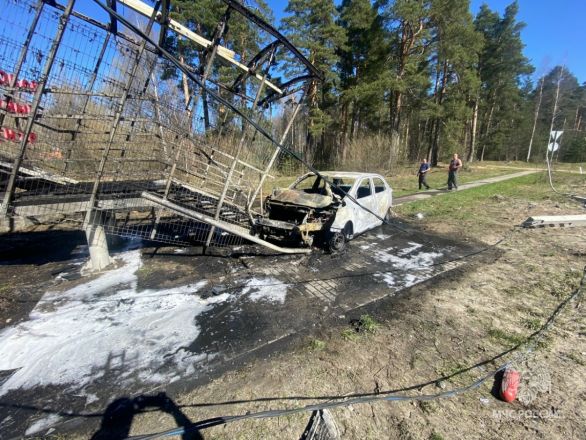 Жесткое ДТП с пожаром произошло на трассе М-7 в Нижегородской области - фото 2