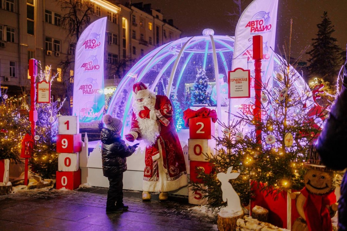 Новогоднее чудо &mdash; Авторадио в снежном шаре! - фото 1