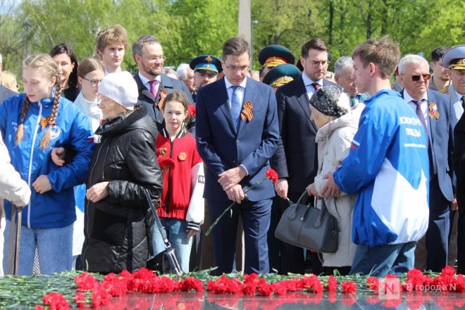 Без парада и салюта: как прошел День Победы в Нижнем Новгороде — фоторепортаж - фото 203