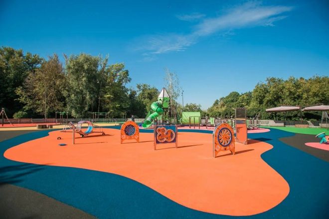 Обновленная детская площадка открылась в нижегородской &laquo;Швейцарии&raquo; - фото 2