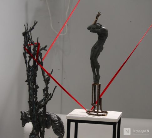 Фоторепортаж: выставка &laquo;АРТ МИР &mdash; 2026&raquo; открылась в Нижнем Новгороде - фото 174