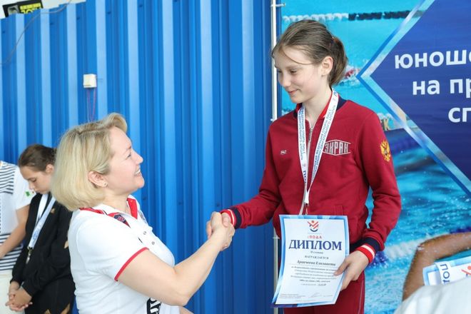 Нижегородцы заняли II место на юношеских соревнованиях по плаванию спортсменов с ПОДА в Дзержинске - фото 4