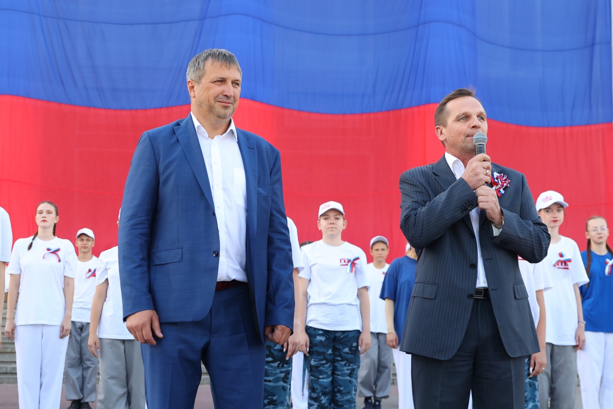 День российского флага отметили в Дзержинске 22 августа - фото 1