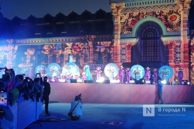 Иммерсивное шоу в постановке Ильи Авербуха состоялось в день 200-летия Нижегородской ярмарки - фото 36