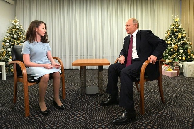 Слепая девочка из Нижегородской области взяла интервью у Путина - фото 1