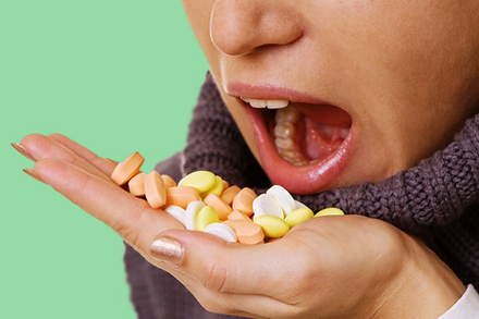 Лечить или не лечить: десять распространенных мифов об антибиотиках