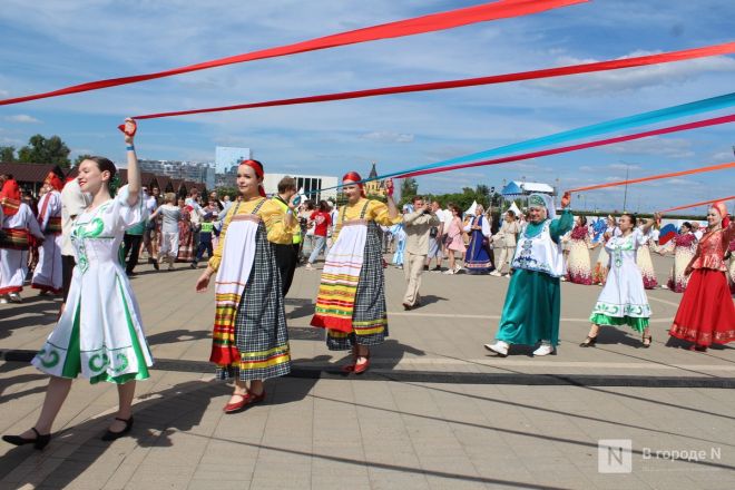 Масштабный гастрофест и концерты: как прошел День России в Нижнем Новгороде &mdash; фоторепортаж - фото 239