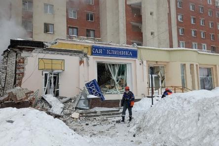 Женщина извлечена из-под завалов взорвавшегося кафе на Мещере в Нижнем Новгороде