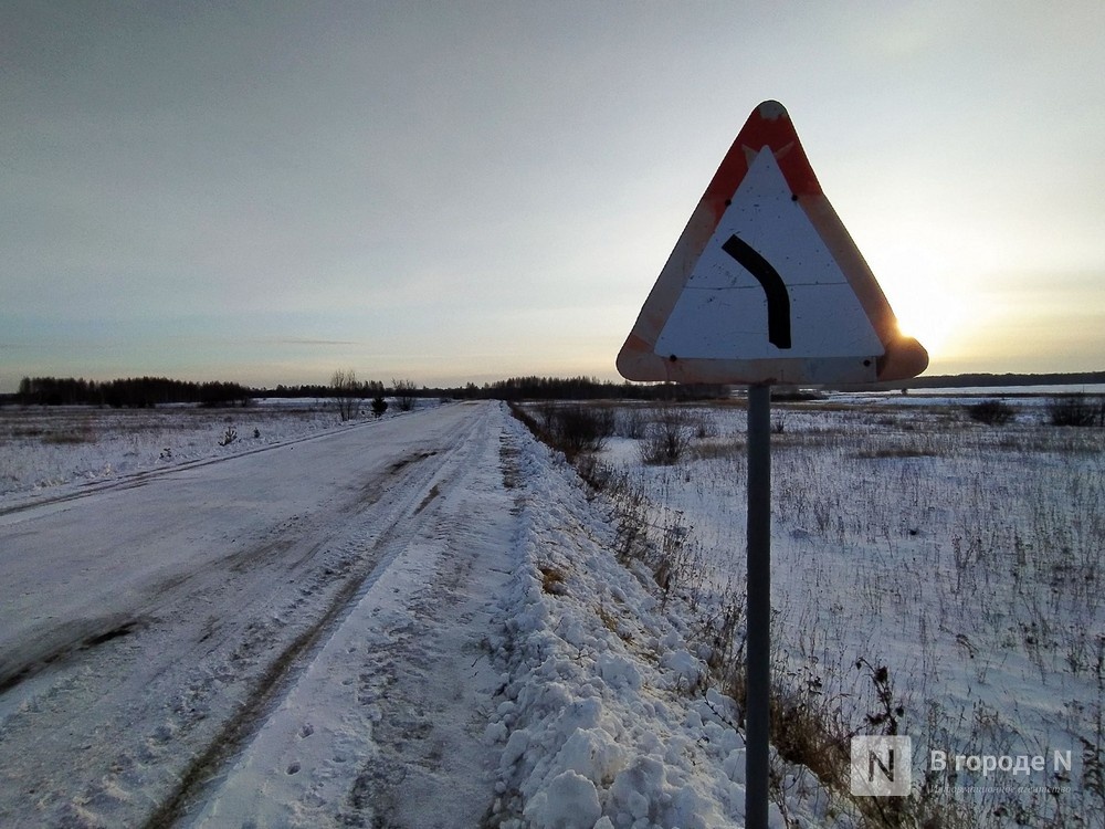 Десятки машин пробили колеса на Кузбасской улице в Нижнем Новгороде