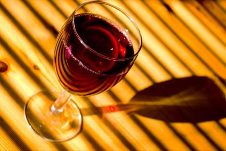 Правда ли, что бокал красного вина предотвращает инфаркт?