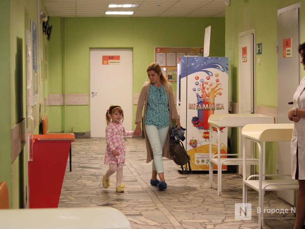 Трихолог рассказала нижегородцам, как спасти ребенка от вшей - фото 1