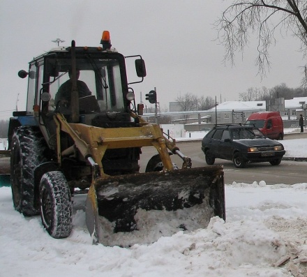 Более 300 машин и 3,5 тысячи человек убирали снег с нижегородских улиц