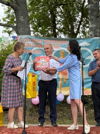 Депутат Гриневич открыла обещанную детскую спортплощадку в Гагинском округе - фото 4