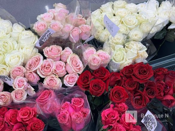 Мужчины, готовьтесь. Рассказываем, сколько стоят цветы к 8 марта в Нижнем Новгороде - фото 59