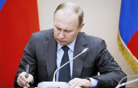 Путин подготовил поручения, которые улучшат жизнь россиян