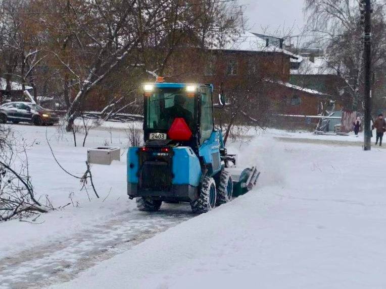 В мэрии рассказали, как чистят дороги в Нижнем Новгороде после метели - фото 1