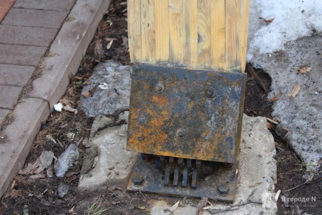 Трещит по швам: как выглядит центр Нижнего Новгорода после аномальной зимы — фоторепортаж - фото 83