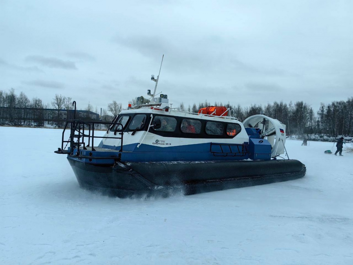 Два судна на воздушной подушке &quot;Спутник&quot; испытывают в Нижнем Новгороде - фото 1