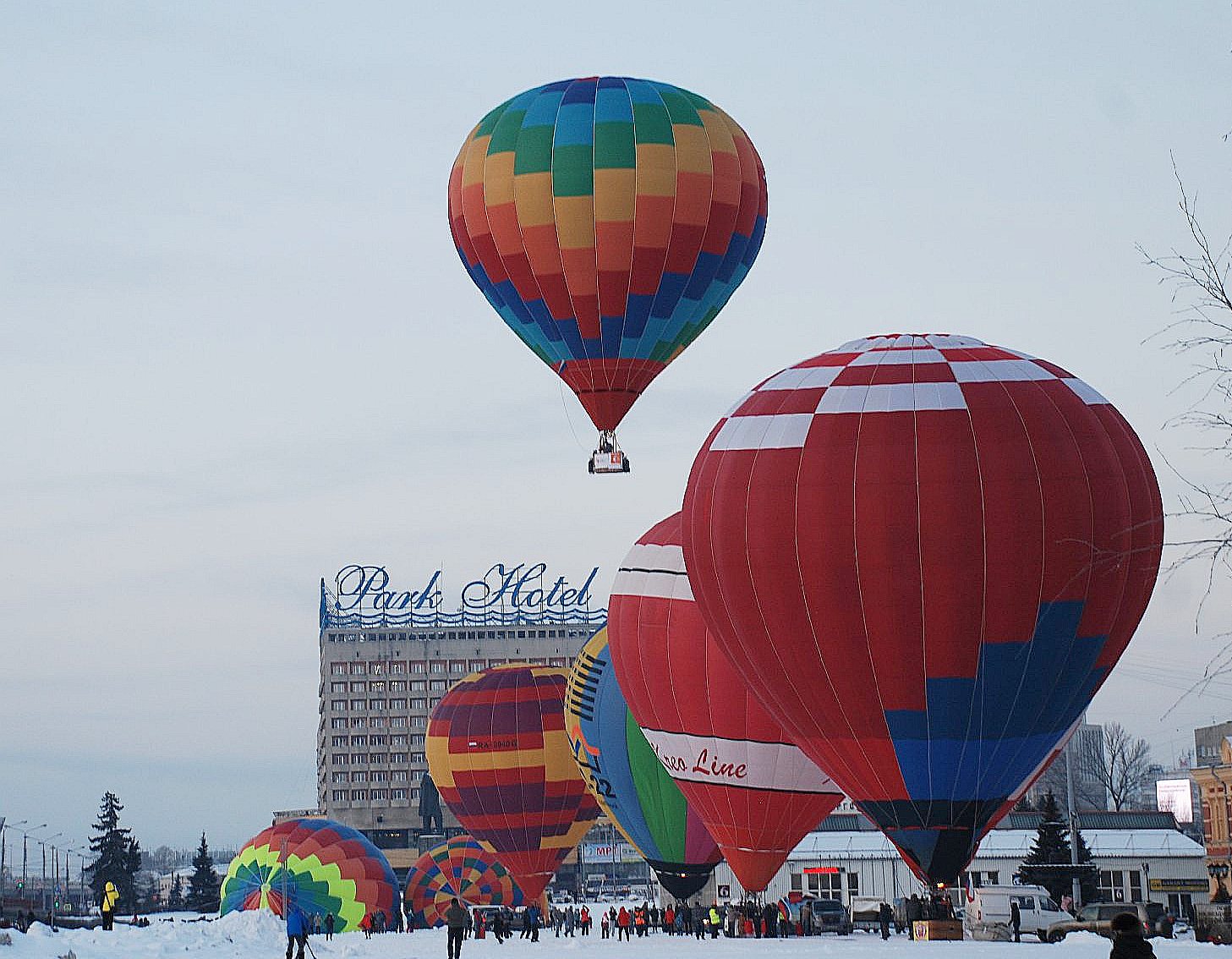 Гонка на воздушных шарах стартовала в Нижнем Новгороде (ФОТО) - фото 3